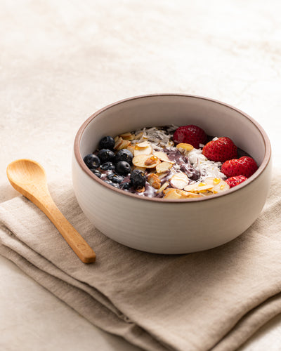 Healthy Acai Bowl with Collagen (9 Grams of Protein Per Serving!)